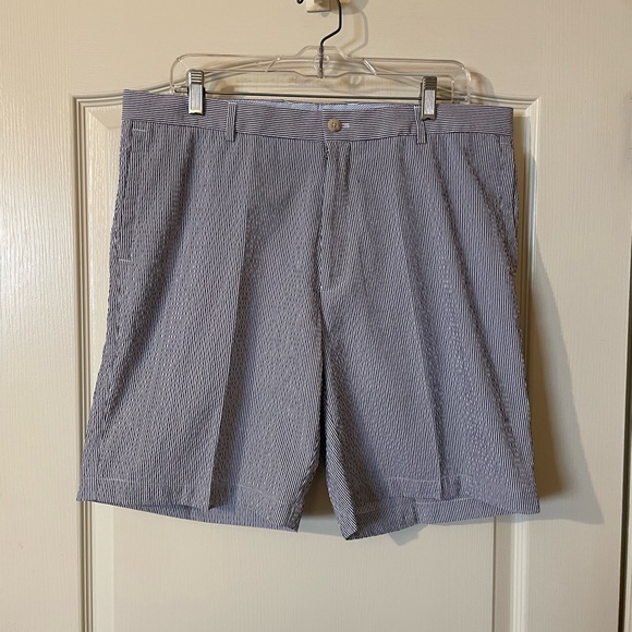 Peter Millar Shorts Men’s 36 Blue White Striped Seersucker Featherweight Golf - Picture 6 of 7